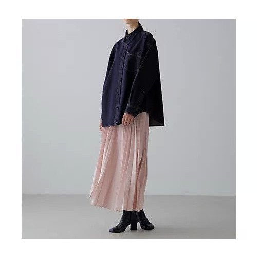 【アドーア/ADORE】のデニムボタンシャツ(ADORE別注カラー) 人気、トレンドファッション・服の通販 founy(ファニー) 　ファッション　Fashion　レディースファッション　Fashion for Women　トップス・カットソー　Cut & Sew Tops　シャツ・ブラウス・オフィスカジュアル　Elegant Blouses & Button-Ups　おすすめ　Recommended / Our Picks　スタンダード　Standard, Basic　デニム　Denim, Jeans Material　ハンド　Hand, Handmade　ビンテージ　Vintage, Retro Style　フォルム　Silhouette, Form　ベーシック　Basic, Essential　モダン　Modern, Contemporary　リラックス　Relax, Relaxed Fit　別注　Limited Edition, Custom Order　other-3|ID: prp329100004689303 ipo3291000000034694818