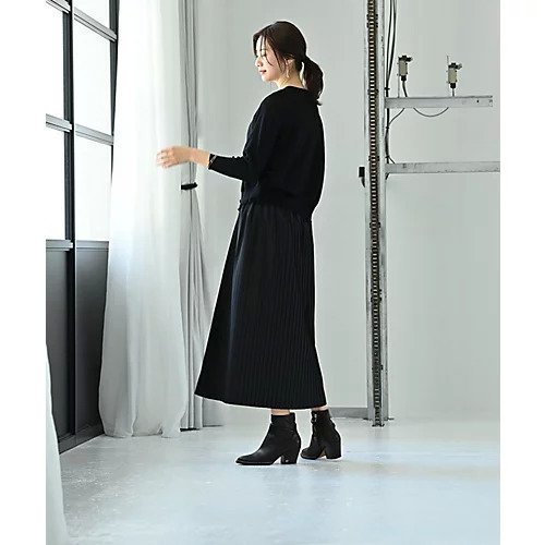 【スタイルデリ/STYLE DELI】の【BLK001】ドッキングディティールプリーツスカート 人気、トレンドファッション・服の通販 founy(ファニー) 　ファッション　Fashion　レディースファッション　Fashion for Women　スカート　Skirts　プリーツスカート / 上品フェミニンスタイル　Pleated Skirts　シンプル　Simple, Minimal　スウェット / スエット　Sweatshirt, Sweatwear　ストライプ　Stripe, Striped Pattern　ストレッチ　Stretch, Stretchy Fabric　セットアップ　Set-Up, Coordinated Outfit　ドッキング　Docking, Mixed Material　バランス　Balance, Style Balance　フォーマル　Formal, Dressy　プリーツ　Pleats, Pleated　ボトム　Bottoms, Lower Wear　おすすめ　Recommended / Our Picks　日本製　Made In Japan　夏　Summer　エレガント 上品　Elegant　other-3|ID: prp329100004689355 ipo3291000000033866985