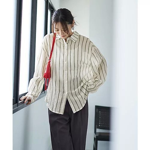 【スタイルデリ/STYLE DELI】の微シアー加工ストライプ柄シャツ インテリア・キッズ・メンズ・レディースファッション・服の通販 founy(ファニー) 　ファッション　Fashion　レディースファッション　Fashion for Women　トップス・カットソー　Cut & Sew Tops　シャツ・ブラウス・オフィスカジュアル　Elegant Blouses & Button-Ups　インナー　Innerwear　エアリー　Airy Texture　春　Spring　秋　Autumn　カーディガン　Cardigan, Knitwear　サロペット　Overalls, Salopette　シアー　Sheer, See-Through　ジャケット　Jacket, Outerwear　ストライプ　Stripe, Striped Pattern　ストレート　Straight, Straight Cut　スリット　Slit, Slit Detail　タンク　Tank Top, Sleeveless Top　タートル　Turtleneck, Turtle Collar　長袖　Long Sleeve, Full Sleeve　バランス　Balance, Style Balance　パール　Pearl, Pearl Accent　フロント　Front, Front Design　ポケット　Pocket, Pocket Detail　ラウンド　Round, Round Neck　ワイド　Wide, Wide Fit　冬　Winter / This Winter　S/S・春夏　SS, Spring/Summer, Warm Season　夏　Summer　エクリュ|ID: prp329100004691443 ipo3291000000033878204