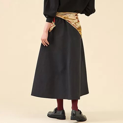 【マルティニーク/martinique】のタフタバックゴムフレアスカート 人気、トレンドファッション・服の通販 founy(ファニー) 　ファッション　Fashion　レディースファッション　Fashion for Women　スカート　Skirts　Aライン・フレアスカート　A-Line & Flared Skirts　バッグ　Bags　オックス　Oxford Fabric　秋　Autumn　ジャケット　Jacket, Outerwear　タフタ　Taffeta, Structured Fabric　フォルム　Silhouette, Form　フラット　Flat, Flat Shoes　フレア　Flare, Flared　リラックス　Relax, Relaxed Fit　レオパード　Leopard, Animal Print　おすすめ　Recommended / Our Picks　夏　Summer　エレガント 上品　Elegant　other-3|ID: prp329100004691451 ipo3291000000033878286