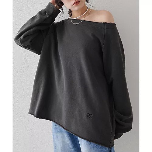 【ウィムガゼット/Whim Gazette】のオフショル裏毛プルオーバー 人気、トレンドファッション・服の通販 founy(ファニー) 　ファッション　Fashion　レディースファッション　Fashion for Women　トップス・カットソー　Cut & Sew Tops　カジュアルプルオーバー・ニットトップス　Pullovers & Knit Tops / Casual Pullovers　2025年　2025　2025-2026秋冬・A/W　Autumn/Winter 2025–26 AW25–26　おすすめ　Recommended / Our Picks　バランス　Balance, Style Balance　ヴィンテージ　Vintage Style　 other-1|ID: prp329100004695427 ipo3291000000033906064