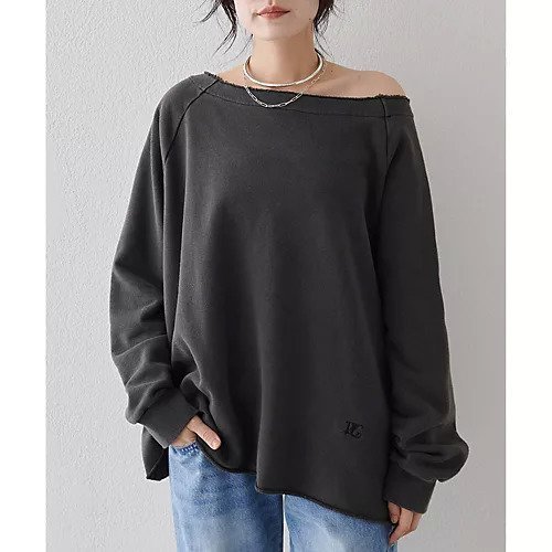 【ウィムガゼット/Whim Gazette】のオフショル裏毛プルオーバー 人気、トレンドファッション・服の通販 founy(ファニー) 　ファッション　Fashion　レディースファッション　Fashion for Women　トップス・カットソー　Cut & Sew Tops　カジュアルプルオーバー・ニットトップス　Pullovers & Knit Tops / Casual Pullovers　2025年　2025　2025-2026秋冬・A/W　Autumn/Winter 2025–26 AW25–26　おすすめ　Recommended / Our Picks　バランス　Balance, Style Balance　ヴィンテージ　Vintage Style　other-2|ID: prp329100004695427 ipo3291000000033906072