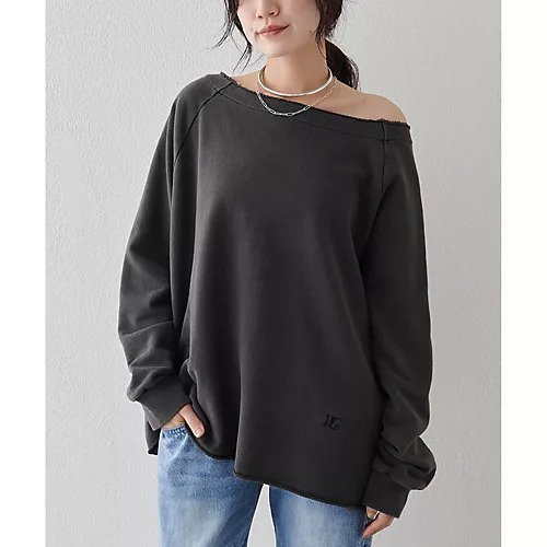 【ウィムガゼット/Whim Gazette】のオフショル裏毛プルオーバー 人気、トレンドファッション・服の通販 founy(ファニー) 　ファッション　Fashion　レディースファッション　Fashion for Women　トップス・カットソー　Cut & Sew Tops　カジュアルプルオーバー・ニットトップス　Pullovers & Knit Tops / Casual Pullovers　2025年　2025　2025-2026秋冬・A/W　Autumn/Winter 2025–26 AW25–26　おすすめ　Recommended / Our Picks　バランス　Balance, Style Balance　ヴィンテージ　Vintage Style　other-3|ID: prp329100004695427 ipo3291000000033906074