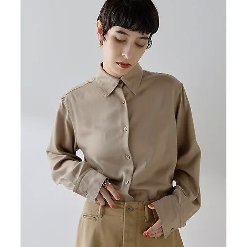 【ウィムガゼット/Whim Gazette】のトロミシャツ インテリア・キッズ・メンズ・レディースファッション・服の通販 founy(ファニー) 　ファッション　Fashion　レディースファッション　Fashion for Women　トップス・カットソー　Cut & Sew Tops　シャツ・ブラウス・オフィスカジュアル　Elegant Blouses & Button-Ups　2025年　2025　2025-2026秋冬・A/W　Autumn/Winter 2025–26 AW25–26　とろみ　Fluid, Flowy Fabric　クラシック　Classic, Timeless Style　ドレープ　Drape, Draping Fabric　ベーシック　Basic, Essential　モダン　Modern, Contemporary　ヴィンテージ　Vintage Style　エレガント 上品　Elegant　ベージュ|ID: prp329100004695428 ipo3291000000033906085