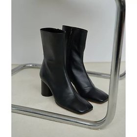 【ウィムガゼット/Whim Gazette】 【Hoaw.】スクエアショートブーツ人気、トレンドファッション・服の通販 founy(ファニー) ファッション Fashion レディースファッション Fashion for Women アクセサリー Fashion Accessories シューズ Shoes, Footwear ショート Short, Short Length フォルム Silhouette, Form モダン Modern, Contemporary エレガント 上品 Elegant 2025年 2025 2025-2026秋冬・A/W Autumn/Winter 2025–26 AW25–26 |ID:prp329100004695434