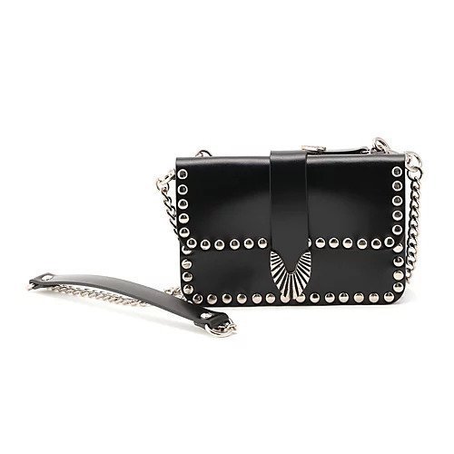 【トーガ トゥ/TOGA TOO】のChain leather wallet studs 人気、トレンドファッション・服の通販 founy(ファニー) 　ファッション　Fashion　レディースファッション　Fashion for Women　2025年　2025　2025-2026秋冬・A/W　Autumn/Winter 2025–26 AW25–26　ウエスタン　Western Style　ショルダー　Shoulder, Shoulder Strap　シンプル　Simple, Minimal　スタッズ　Studs, Metal Accents　チェーン　Chain, Chain Strap　フロント　Front, Front Design　ラップ　Wrap, Wrap Design　財布　Wallet, Purse　 other-1|ID: prp329100004695584 ipo3291000000033907342
