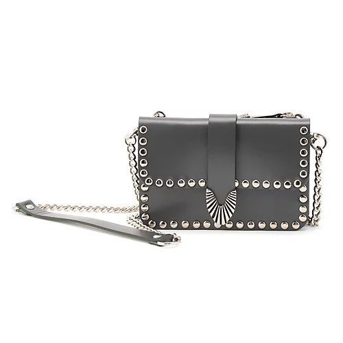 【トーガ トゥ/TOGA TOO】のChain leather wallet studs インテリア・キッズ・メンズ・レディースファッション・服の通販 founy(ファニー) 　ファッション　Fashion　レディースファッション　Fashion for Women　2025年　2025　2025-2026秋冬・A/W　Autumn/Winter 2025–26 AW25–26　ウエスタン　Western Style　ショルダー　Shoulder, Shoulder Strap　シンプル　Simple, Minimal　スタッズ　Studs, Metal Accents　チェーン　Chain, Chain Strap　フロント　Front, Front Design　ラップ　Wrap, Wrap Design　財布　Wallet, Purse　GRAY|ID: prp329100004695584 ipo3291000000033907344