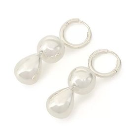 【リエ スタジオ/LIE STUDIO】のTHE CATHRINE EARRINGS 人気、トレンドファッション・服の通販 founy(ファニー) ファッション Fashion レディースファッション Fashion for Women ジュエリー Jewelry ファッションリング Fashion Rings イヤリング・フープ・ドロップタイプ Hoop, Drop & Clip Earrings 2025年 2025 2025-2026秋冬・A/W Autumn/Winter 2025–26 AW25–26 シルバー Silver, Metallic Silver チャーム Charm, Pendant ドロップ Drop Shoulder, Dropped Style フープ Hoop, Hoop Earrings |ID:prp329100004695611
