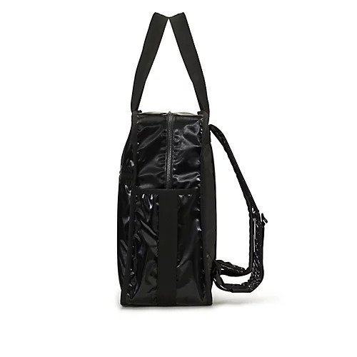 【ひとりっぷ/hitrip】の【ひとりっぷ(R) LeSportsac】URBAN EDITOR S BACKPACK4 人気、トレンドファッション・服の通販 founy(ファニー) 　ファッション　Fashion　レディースファッション　Fashion for Women　スポーツウェア　Functional & Stylish Sportswear　クッション　Cushion, Throw Pillow　傘　Umbrella, Parasol　軽量　Lightweight, Ultra Light　シルバー　Silver, Metallic Silver　スリット　Slit, Slit Detail　トラベル　Travel, Travel Gear　ポケット　Pocket, Pocket Detail　ポーチ　Pouch, Small Case　ラップ　Wrap, Wrap Design　other-2|ID: prp329100004696820 ipo3291000000033917818