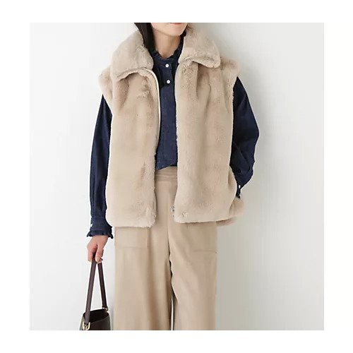 【ヒューマンウーマン/HUMAN WOMAN】のフェイクファーコクーンジレ 人気、トレンドファッション・服の通販 founy(ファニー) 　ファッション　Fashion　レディースファッション　Fashion for Women　アウター　Coat / Outerwear Collection　トップス・カットソー　Cut & Sew Tops　ベスト&ジレ / 重ね着スタイル　Vests & Gilets　おすすめ　Recommended / Our Picks　シンプル　Simple, Minimal　スタンダード　Standard, Basic　フェイクファー　Faux Fur, Imitation Fur　ムートン　Shearling, Mouton　other-3|ID: prp329100004696829 ipo3291000000034989204