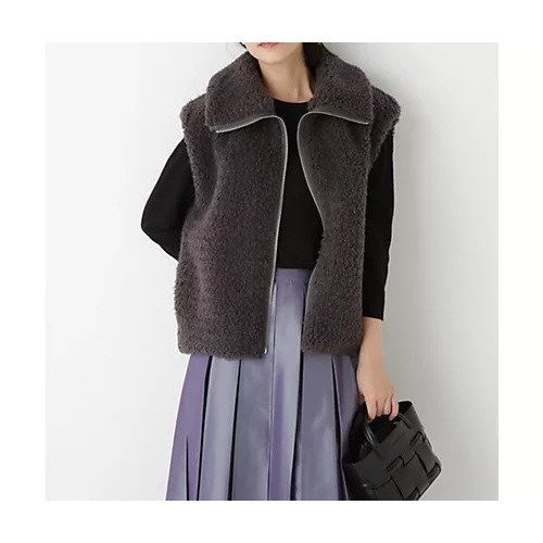 【ヒューマンウーマン/HUMAN WOMAN】のフェイクボアコクーンジレ 人気、トレンドファッション・服の通販 founy(ファニー) 　ファッション　Fashion　レディースファッション　Fashion for Women　アウター　Coat / Outerwear Collection　トップス・カットソー　Cut & Sew Tops　ベスト&ジレ / 重ね着スタイル　Vests & Gilets　おすすめ　Recommended / Our Picks　シンプル　Simple, Minimal　スタンダード　Standard, Basic　 other-1|ID: prp329100004696830 ipo3291000000033917880