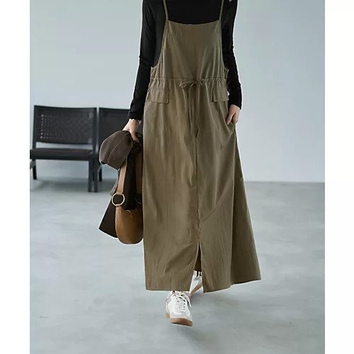 【スタイルデリ/STYLE DELI】のソリッドジャンパースカート インテリア・キッズ・メンズ・レディースファッション・服の通販 founy(ファニー) https://founy.com/ ファッション Fashion レディースファッション Fashion for Women スカート Skirts イエロー Yellow インナー Innerwear くるぶし Ankle-Length クール Cool, Chic 軽量 Lightweight, Ultra Light ストレート Straight, Straight Cut スポーツ Sports, Activewear スリット Slit, Slit Detail 定番 Standard, Basic Item フロント Front, Front Design ポケット Pocket, Pocket Detail リボン Ribbon, Bow ループ Loop, Loop Knit 冬 Winter / This Winter |ID: prp329100004696927 ipo3291000000033918435
