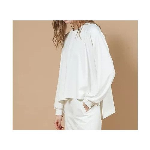 【ジュリエ/Julier】のプランプストレッチ ラージトップス インテリア・キッズ・メンズ・レディースファッション・服の通販 founy(ファニー) 　ファッション　Fashion　レディースファッション　Fashion for Women　トップス・カットソー　Cut & Sew Tops　コレクション　Collection, Seasonal Line　吸水　Absorbent, Quick-Dry　抗菌　Antibacterial, Bacteria-Resistant　スタイリッシュ　Stylish, Fashionable　ストレッチ　Stretch, Stretchy Fabric　スリット　Slit, Slit Detail　スリーブ　Sleeve, Long Sleeve / Short Sleeve　セットアップ　Set-Up, Coordinated Outfit　長袖　Long Sleeve, Full Sleeve　ピーチ　Peach, Soft Touch　無地　Plain, Solid Color　ヨガ　Yoga, Yoga Wear　リラックス　Relax, Relaxed Fit　ワーク　Workwear, Utility Style　ホワイト|ID: prp329100004699935 ipo3291000000033936352