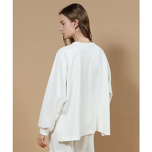 【ジュリエ/Julier】のプランプストレッチ ラージトップス 人気、トレンドファッション・服の通販 founy(ファニー) 　ファッション　Fashion　レディースファッション　Fashion for Women　トップス・カットソー　Cut & Sew Tops　コレクション　Collection, Seasonal Line　吸水　Absorbent, Quick-Dry　抗菌　Antibacterial, Bacteria-Resistant　スタイリッシュ　Stylish, Fashionable　ストレッチ　Stretch, Stretchy Fabric　スリット　Slit, Slit Detail　スリーブ　Sleeve, Long Sleeve / Short Sleeve　セットアップ　Set-Up, Coordinated Outfit　長袖　Long Sleeve, Full Sleeve　ピーチ　Peach, Soft Touch　無地　Plain, Solid Color　ヨガ　Yoga, Yoga Wear　リラックス　Relax, Relaxed Fit　ワーク　Workwear, Utility Style　other-3|ID: prp329100004699935 ipo3291000000033936361