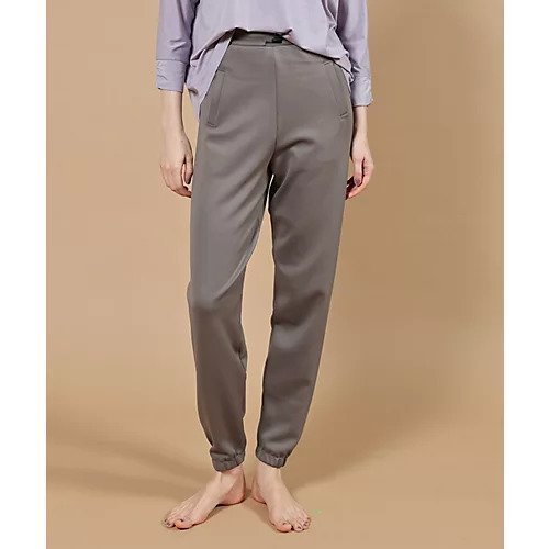 【ジュリエ/Julier】のプランプストレッチ ギャザーパンツ インテリア・キッズ・メンズ・レディースファッション・服の通販 founy(ファニー) 　ファッション　Fashion　レディースファッション　Fashion for Women　パンツ　Pants & Trousers　ギャザー　Gathered, Ruffled　コレクション　Collection, Seasonal Line　吸水　Absorbent, Quick-Dry　抗菌　Antibacterial, Bacteria-Resistant　スタイリッシュ　Stylish, Fashionable　ストレッチ　Stretch, Stretchy Fabric　セットアップ　Set-Up, Coordinated Outfit　フィット　Fit, Slim Fit　ポケット　Pocket, Pocket Detail　メッシュ　Mesh, Net Fabric　ヨガ　Yoga, Yoga Wear　リラックス　Relax, Relaxed Fit　ワーク　Workwear, Utility Style　カーキ|ID: prp329100004700026 ipo3291000000033937100