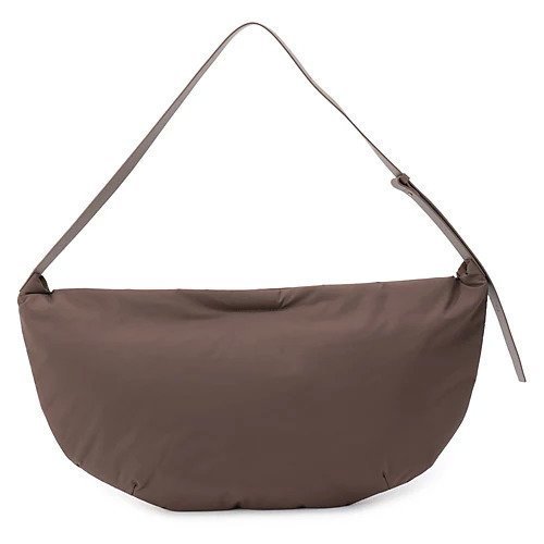 【アモーメント/AMOMENTO】のLARGE PADDED BAG インテリア・キッズ・メンズ・レディースファッション・服の通販 founy(ファニー) ファッション Fashion レディースファッション Fashion for Women バッグ Bags 2025年 2025 2025-2026秋冬・A/W Autumn/Winter 2025–26 AW25–26 タフタ Taffeta, Structured Fabric ポケット Pocket, Pocket Detail BROWN|ID: prp329100004700040 ipo3291000000034865661