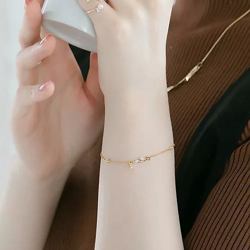 【フィービィー/phoebe】のシャイニーティアリーフブレスレット 人気、トレンドファッション・服の通販 founy(ファニー) 　ファッション　Fashion　レディースファッション　Fashion for Women　ジュエリー　Jewelry　チェーン＆カフブレスレット　Cuff & Chain Bracelets　おすすめ　Recommended / Our Picks　バングル　Bangle, Bracelet　ブレスレット　Bracelet, Wristband　モチーフ　Motif, Design Theme　リーフ　Leaf, Botanical Leaf　時計　Watch, Wristwatch　 other-1|ID: prp329100004703299 ipo3291000000033963291