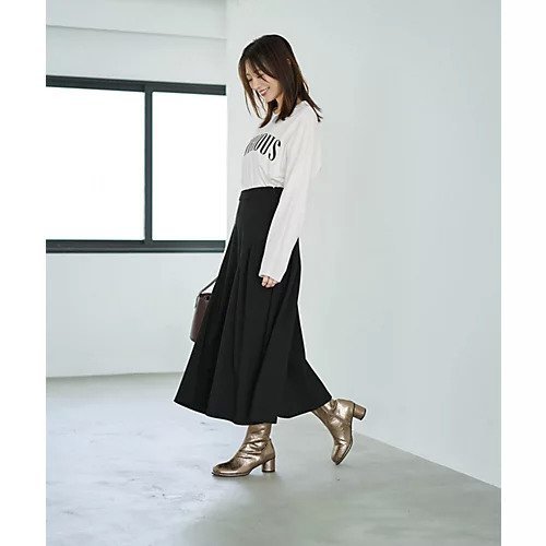 【スタイルデリ/STYLE DELI】のラウンドギャザーフレアスカート 人気、トレンドファッション・服の通販 founy(ファニー) 　ファッション　Fashion　レディースファッション　Fashion for Women　スカート　Skirts　Aライン・フレアスカート　A-Line & Flared Skirts　春　Spring　カットソー　Cut and Sewn Top　ギャザー　Gathered, Ruffled　スタイリッシュ　Stylish, Fashionable　スニーカー　Sneakers, Trainers　バランス　Balance, Style Balance　バルーン　Balloon, Balloon Silhouette　フォルム　Silhouette, Form　フレア　Flare, Flared　ポケット　Pocket, Pocket Detail　ラウンド　Round, Round Neck　リラックス　Relax, Relaxed Fit　ロング　Long, Long-Length　冬　Winter / This Winter　S/S・春夏　SS, Spring/Summer, Warm Season　夏　Summer　other-3|ID: prp329100004704561 ipo3291000000033973485