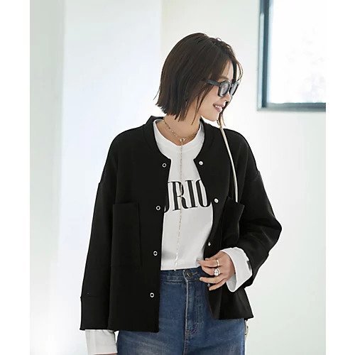 【スタイルデリ/STYLE DELI】の厚地ジョーゼットブルゾンジャケット インテリア・キッズ・メンズ・レディースファッション・服の通販 founy(ファニー) 　ファッション　Fashion　レディースファッション　Fashion for Women　アウター　Coat / Outerwear Collection　レディースジャケット・軽アウター　Jackets　ブルゾンジャケット・スポーティアウター　Blouson Jackets　インナー　Innerwear　腕時計　Wristwatch　カーディガン　Cardigan, Knitwear　ギャザー　Gathered, Ruffled　クール　Cool, Chic　ショルダー　Shoulder, Shoulder Strap　シルバー　Silver, Metallic Silver　ジャケット　Jacket, Outerwear　ジョーゼット　Georgette, Semi-Sheer Fabric　スクエア　Square, Square Shape　ストレッチ　Stretch, Stretchy Fabric　ストレート　Straight, Straight Cut　スリット　Slit, Slit Detail　タートル　Turtleneck, Turtle Collar　トレンド　Trend, Trending Now　ドロップ　Drop Shoulder, Dropped Style　長袖　Long Sleeve, Full Sleeve　ハイネック　High Neck, Mock Neck　バングル　Bangle, Bracelet　フォルム　Silhouette, Form　フロント　Front, Front Design　ブルゾン　Blouson, Bomber Jacket　ボンディング　Bonding, Bonded Fabric　ポケット　Pocket, Pocket Detail　ロング　Long, Long-Length　ブラック|ID: prp329100004704578 ipo3291000000033973586