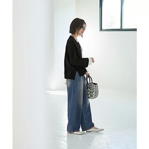 【スタイルデリ/STYLE DELI】の厚地ジョーゼットブルゾンジャケット 人気、トレンドファッション・服の通販 founy(ファニー) 　ファッション　Fashion　レディースファッション　Fashion for Women　アウター　Coat / Outerwear Collection　レディースジャケット・軽アウター　Jackets　ブルゾンジャケット・スポーティアウター　Blouson Jackets　インナー　Innerwear　腕時計　Wristwatch　カーディガン　Cardigan, Knitwear　ギャザー　Gathered, Ruffled　クール　Cool, Chic　ショルダー　Shoulder, Shoulder Strap　シルバー　Silver, Metallic Silver　ジャケット　Jacket, Outerwear　ジョーゼット　Georgette, Semi-Sheer Fabric　スクエア　Square, Square Shape　ストレッチ　Stretch, Stretchy Fabric　ストレート　Straight, Straight Cut　スリット　Slit, Slit Detail　タートル　Turtleneck, Turtle Collar　トレンド　Trend, Trending Now　ドロップ　Drop Shoulder, Dropped Style　長袖　Long Sleeve, Full Sleeve　ハイネック　High Neck, Mock Neck　バングル　Bangle, Bracelet　フォルム　Silhouette, Form　フロント　Front, Front Design　ブルゾン　Blouson, Bomber Jacket　ボンディング　Bonding, Bonded Fabric　ポケット　Pocket, Pocket Detail　ロング　Long, Long-Length　other-3|ID: prp329100004704578 ipo3291000000033973588