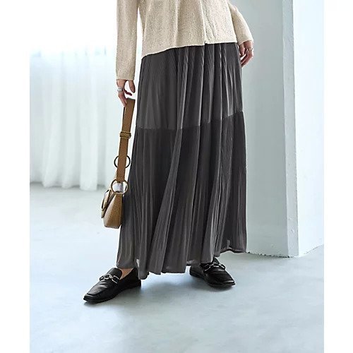 【スタイルデリ/STYLE DELI】のシフォンジョーゼットMIXプリーツスカート インテリア・キッズ・メンズ・レディースファッション・服の通販 founy(ファニー) https://founy.com/ ファッション Fashion レディースファッション Fashion for Women スカート Skirts プリーツスカート / 上品フェミニンスタイル Pleated Skirts カーディガン Cardigan, Knitwear クール Cool, Chic サテン Satin, Glossy Fabric シフォン Chiffon, Lightweight Fabric ジャケット Jacket, Outerwear ジョーゼット Georgette, Semi-Sheer Fabric スウェット / スエット Sweatshirt, Sweatwear スニーカー Sneakers, Trainers スマート Smart, Elegant タイツ Tights, Legwear 定番 Standard, Basic Item なめらか Smooth, Silky Texture 人気 Popular, Best Seller バランス Balance, Style Balance パターン Pattern, Design Print パーカー Hoodie, Parka フィット Fit, Slim Fit フェミニン Feminine, Girly フレア Flare, Flared プリーツ Pleats, Pleated ベスト Vest, Waistcoat ペチコート Petticoat, Underskirt 防寒 Cold Protection, Winter-Ready レギンス Leggings, Stretch Pants ロング Long, Long-Length A/W・秋冬 Autumn/Winter |ID: prp329100004704686 ipo3291000000033974079