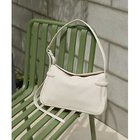 【ウィムガゼット/Whim Gazette】の【Hoaw.】スクエアショルダーバッグ オフホワイト|ID: prp329100004705597 ipo3291000000033983766