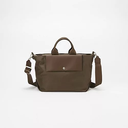 【トプカピ/TOPKAPI】の【Breath TOPKAPI】DAY TRIPPER デイトリッパー ナイロン 2way トートバッグ A4対応 インテリア・キッズ・メンズ・レディースファッション・服の通販 founy(ファニー) ファッション Fashion レディースファッション Fashion for Women バッグ Bags エレガント 上品 Elegant クール Cool, Chic 傘 Umbrella, Parasol ショルダー Shoulder, Shoulder Strap シルバー Silver, Metallic Silver スクエア Square, Square Shape 定番 Standard, Basic Item フォルム Silhouette, Form フラップ Flap, Flap Pocket ベーシック Basic, Essential ポケット Pocket, Pocket Detail 旅行 Travel ブラウン|ID: prp329100004707984 ipo3291000000034004700