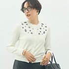 【ノーリーズ/NOLLEY'S】のビジュー付きクルーネックカーディガン 人気、トレンドファッション・服の通販 founy(ファニー) ファッション Fashion レディースファッション Fashion for Women トップス・カットソー Cut & Sew Tops カーディガン・羽織り Layered Style Cardigans 2025年 2025 2025-2026秋冬・A/W Autumn/Winter 2025–26 AW25–26 おすすめ Recommended / Our Picks カーディガン Cardigan, Knitwear コンパクト Compact, Small Size デニム Denim, Jeans Material ビジュー Bijou, Jewel-like Accent フリル Frill, Ruffle エレガント 上品 Elegant ビジネス 仕事 通勤 Business / Work / Commuting thumbnail オフホワイト|ID: prp329100004708160 ipo3291000000034005799