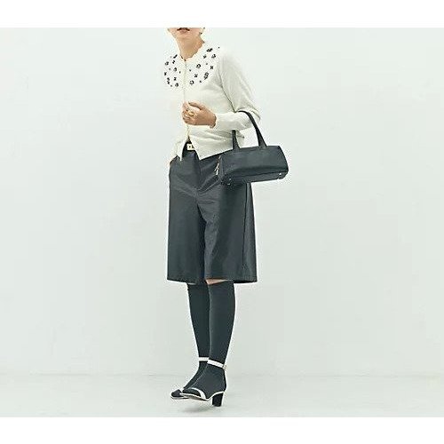 【ノーリーズ/NOLLEY'S】のビジュー付きクルーネックカーディガン 人気、トレンドファッション・服の通販 founy(ファニー) 　ファッション　Fashion　レディースファッション　Fashion for Women　トップス・カットソー　Cut & Sew Tops　カーディガン・羽織り　Layered Style Cardigans　2025年　2025　2025-2026秋冬・A/W　Autumn/Winter 2025–26 AW25–26　おすすめ　Recommended / Our Picks　カーディガン　Cardigan, Knitwear　コンパクト　Compact, Small Size　デニム　Denim, Jeans Material　ビジュー　Bijou, Jewel-like Accent　フリル　Frill, Ruffle　エレガント 上品　Elegant　ビジネス 仕事 通勤　Business / Work / Commuting　other-3|ID: prp329100004708160 ipo3291000000034005802