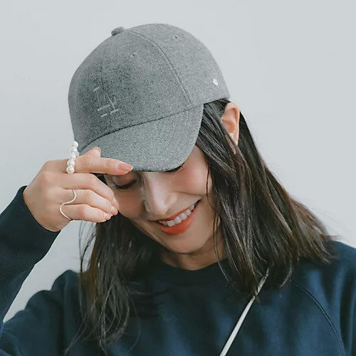 【スアデオ/suadeo】の【別注】NEW ERA 9TWENTY/Long Visor Cloth strap Los Angeles Dodgers WLLK KNITCAP 人気、トレンドファッション・服の通販 founy(ファニー) 　ファッション　Fashion　レディースファッション　Fashion for Women　トップス・カットソー　Cut & Sew Tops　ニット　Knit Tops & Sweaters　シルバー　Silver, Metallic Silver　シンプル　Simple, Minimal　フィット　Fit, Slim Fit　フロント　Front, Front Design　プレート　Plate, Dish　別注　Limited Edition, Custom Order　マフラー　Scarf, Muffler　モノトーン　Monotone, Black and White　無地　Plain, Solid Color　ラップ　Wrap, Wrap Design　ロング　Long, Long-Length　A/W・秋冬　Autumn/Winter　旅行　Travel　エレガント 上品　Elegant　お正月　New Year　クリスマス X'mas　Christmas / X'mas　other-3|ID: prp329100004708193 ipo3291000000034242266