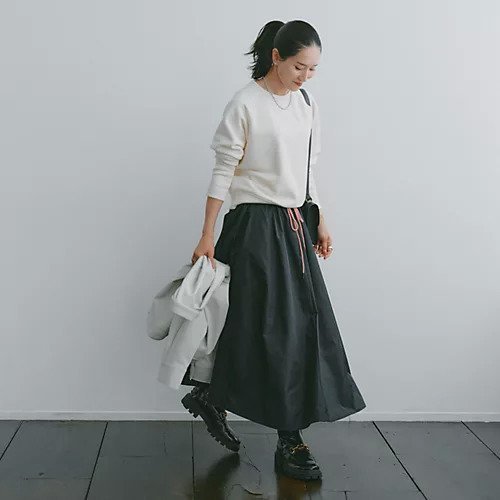 【スアデオ/suadeo】の【亀恭子さんコラボ】スポーティタフタスカート 人気、トレンドファッション・服の通販 founy(ファニー) 　ファッション　Fashion　レディースファッション　Fashion for Women　スカート　Skirts　ギャザー　Gathered, Ruffled　コラボ　Collaboration, Collab　スウェット / スエット　Sweatshirt, Sweatwear　スピンドル　Spindle, Drawcord　スポーティ　Sporty, Casual Athletic　レギュラー　Regular, Standard Fit　ロング　Long, Long-Length　今季　This Season, Current Season　洗える　Machine Washable　other-3|ID: prp329100004709267 ipo3291000000034092284