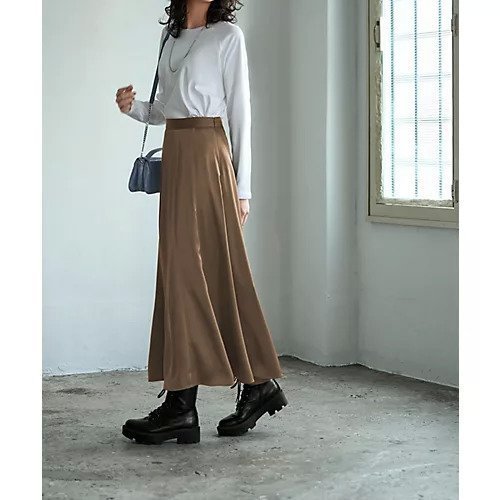 【スタイルデリ/STYLE DELI】のとろみサテンロングフレアスカート 人気、トレンドファッション・服の通販 founy(ファニー) 　ファッション　Fashion　レディースファッション　Fashion for Women　スカート　Skirts　Aライン・フレアスカート　A-Line & Flared Skirts　春　Spring　カットソー　Cut and Sewn Top　ギャザー　Gathered, Ruffled　サテン　Satin, Glossy Fabric　シンプル　Simple, Minimal　ストレッチ　Stretch, Stretchy Fabric　ストレート　Straight, Straight Cut　スニーカー　Sneakers, Trainers　スリット　Slit, Slit Detail　とろみ　Fluid, Flowy Fabric　ドレープ　Drape, Draping Fabric　パール　Pearl, Pearl Accent　フレア　Flare, Flared　ロング　Long, Long-Length　A/W・秋冬　Autumn/Winter　S/S・春夏　SS, Spring/Summer, Warm Season　夏　Summer　エレガント 上品　Elegant　other-3|ID: prp329100004709274 ipo3291000000034016144