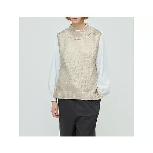 【ミズイロ インド/mizuiro ind】の箔プリントハイネックベスト インテリア・キッズ・メンズ・レディースファッション・服の通販 founy(ファニー) 　ファッション　Fashion　レディースファッション　Fashion for Women　アウター　Coat / Outerwear Collection　トップス・カットソー　Cut & Sew Tops　ベスト&ジレ / 重ね着スタイル　Vests & Gilets　スリット　Slit, Slit Detail　プリント　Print, Printed Pattern　ベーシック　Basic, Essential　ラグジュアリー　Luxury, Elegant　オフホワイト|ID: prp329100004710721 ipo3291000000034027788