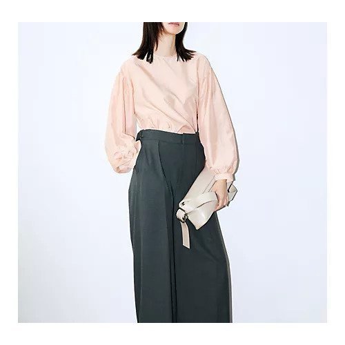 【イーバイエクラ/E by eclat】の【斉藤くみさんコラボ】タック入りTブラウス 人気、トレンドファッション・服の通販 founy(ファニー) 　ファッション　Fashion　レディースファッション　Fashion for Women　トップス・カットソー　Cut & Sew Tops　シャツ・ブラウス・オフィスカジュアル　Elegant Blouses & Button-Ups　コラボ　Collaboration, Collab　スリット　Slit, Slit Detail　ベーシック　Basic, Essential　洗える　Machine Washable　other-2|ID: prp329100004715373 ipo3291000000034068288