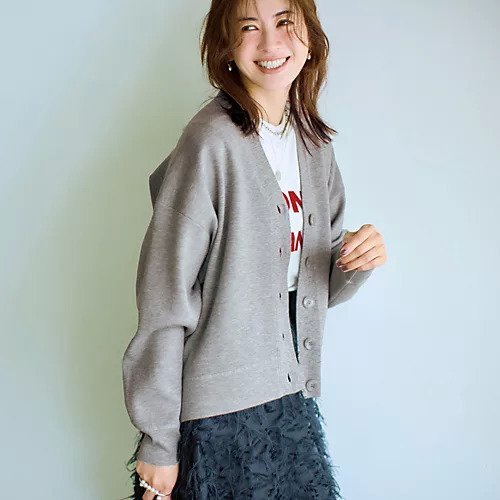 【エムセブンデイズ/M7days】の【東原妙子さんコラボ】着丈が選べるV ネックカーディガン 人気、トレンドファッション・服の通販 founy(ファニー) 　ファッション　Fashion　レディースファッション　Fashion for Women　トップス・カットソー　Cut & Sew Tops　カーディガン・羽織り　Layered Style Cardigans　おすすめ　Recommended / Our Picks　カーディガン　Cardigan, Knitwear　コラボ　Collaboration, Collab　ショート　Short, Short Length　スウェット / スエット　Sweatshirt, Sweatwear　レギュラー　Regular, Standard Fit　秋　Autumn　other-3|ID: prp329100004715396 ipo3291000000034068441