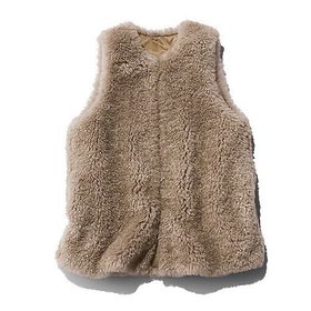 【カレンソロジー/Curensology】 リバーキルトファーベスト人気、トレンドファッション・服の通販 founy(ファニー) ファッション Fashion レディースファッション Fashion for Women アウター Coat / Outerwear Collection トップス・カットソー Cut & Sew Tops ベスト&ジレ / 重ね着スタイル Vests & Gilets イタリア Italy 秋 Autumn キルト Quilt, Quilted Fabric サテン Satin, Glossy Fabric シンプル Simple, Minimal タフタ Taffeta, Structured Fabric なめらか Smooth, Silky Texture バランス Balance, Style Balance フェイクファー Faux Fur, Imitation Fur リバーシブル Reversible, Two-Sided エレガント 上品 Elegant |ID:prp329100004715417