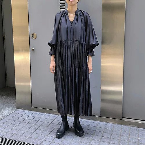 【プルミエ アロンディスモン/1er Arrondissement】のティアード手絞りプリーツワンピース 人気、トレンドファッション・服の通販 founy(ファニー) 　ファッション　Fashion　レディースファッション　Fashion for Women　ワンピース　Dresses　エアリー　Airy Texture　ギャザー　Gathered, Ruffled　ティアード　Tiered, Tiered Style　フェミニン　Feminine, Girly　フレア　Flare, Flared　プリーツ　Pleats, Pleated　ワッシャー　Washer, Crinkled Finish　エレガント 上品　Elegant　other-3|ID: prp329100004715466 ipo3291000000034068906