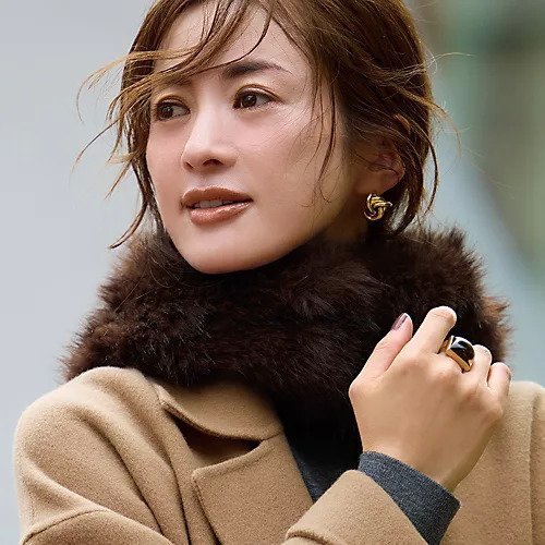 【石毛のりえ/Ishige Norie】の【Marisol別注】エコファーバラクラバ 人気、トレンドファッション・服の通販 founy(ファニー) 　ファッション　Fashion　レディースファッション　Fashion for Women　グラデーション　Gradient, Ombre　ジャケット　Jacket, Outerwear　バラクラバ　Balaclava　フェイクファー　Faux Fur, Imitation Fur　リアル　Real, Realistic　別注　Limited Edition, Custom Order　防寒　Cold Protection, Winter-Ready　other-2|ID: prp329100004715475 ipo3291000000034068959