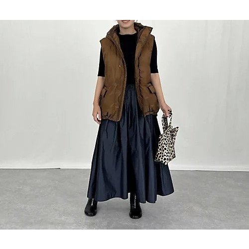 【徳原文子/Fumiko Tokuhara】の【Marisol別注】超軽量ナイロンアウトドアダウンベストフーディー 人気、トレンドファッション・服の通販 founy(ファニー) 　ファッション　Fashion　レディースファッション　Fashion for Women　アウター　Coat / Outerwear Collection　トップス・カットソー　Cut & Sew Tops　ベスト&ジレ / 重ね着スタイル　Vests & Gilets　コレクション　Collection, Seasonal Line　シンプル　Simple, Minimal　スタンド　Stand Collar, Upright Stand　スペシャル　Special, Limited Edition　ダウン　Down, Puffer　バランス　Balance, Style Balance　フォルム　Silhouette, Form　ベスト　Vest, Waistcoat　モダン　Modern, Contemporary　別注　Limited Edition, Custom Order　軽量　Lightweight, Ultra Light　other-3|ID: prp329100004715486 ipo3291000000034338005