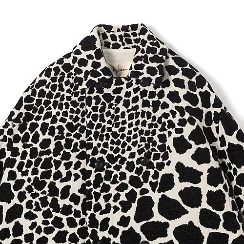 【ジュンミカミ/JUN MIKAMI】のキリンジャガードCT 人気、トレンドファッション・服の通販 founy(ファニー) 　ファッション　Fashion　レディースファッション　Fashion for Women　アウター　Coat / Outerwear Collection　2025年　2025　2025-2026秋冬・A/W　Autumn/Winter 2025–26 AW25–26　コクーン　Cocoon, Cocoon Silhouette　ジャカード／ジャガード　Jacquard, Woven Pattern　ビッグ　Big, Oversized　モノトーン　Monotone, Black and White　ロング　Long, Long-Length　other-3|ID: prp329100004715490 ipo3291000000034069040