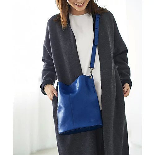 【スタイルデリ/STYLE DELI】の差し色用カラーショルダーバッグ インテリア・キッズ・メンズ・レディースファッション・服の通販 founy(ファニー) https://founy.com/ ファッション Fashion レディースファッション Fashion for Women バッグ Bags オイル Body Oil 軽量 Lightweight, Ultra Light シルバー Silver, Metallic Silver スマート Smart, Elegant センター Center, Center Line ダウン Down, Puffer なめらか Smooth, Silky Texture バケツ Bucket, Bucket Style ポケット Pocket, Pocket Detail マグネット Magnet, Magnetic Closure ラップ Wrap, Wrap Design ループ Loop, Loop Knit A/W・秋冬 Autumn/Winter |ID: prp329100004715654 ipo3291000000034070001