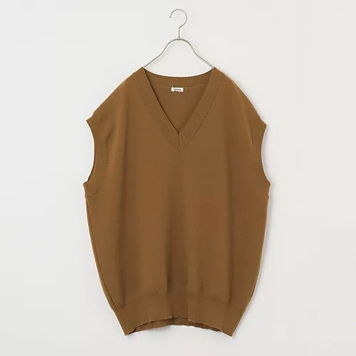 【オブラダ/Oblada】のJERMYN VEST インテリア・キッズ・メンズ・レディースファッション・服の通販 founy(ファニー) 　ファッション　Fashion　レディースファッション　Fashion for Women　アウター　Coat / Outerwear Collection　トップス・カットソー　Cut & Sew Tops　ベスト&ジレ / 重ね着スタイル　Vests & Gilets　カットソー　Cut and Sewn Top　シンプル　Simple, Minimal　ベスト　Vest, Waistcoat　ミラノリブ　Milano Rib, Milano Stitch　リラックス　Relax, Relaxed Fit　キャメル|ID: prp329100004717819 ipo3291000000034090171