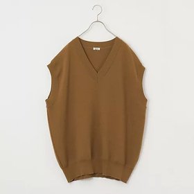 【オブラダ/Oblada】のJERMYN VEST 人気、トレンドファッション・服の通販 founy(ファニー) ファッション Fashion レディースファッション Fashion for Women アウター Coat / Outerwear Collection トップス・カットソー Cut & Sew Tops ベスト&ジレ / 重ね着スタイル Vests & Gilets カットソー Cut and Sewn Top シンプル Simple, Minimal ベスト Vest, Waistcoat ミラノリブ Milano Rib, Milano Stitch リラックス Relax, Relaxed Fit |ID:prp329100004717819