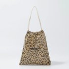 【テンベア/TEMBEA】の【撥水】レオパード巾着 人気、トレンドファッション・服の通販 founy(ファニー) ファッション Fashion レディースファッション Fashion for Women ポーチ Pouch, Small Case レオパード Leopard, Animal Print 巾着 Drawstring Bag, Kinchaku 手帳 Planner, Notebook 財布 Wallet, Purse thumbnail LEOPARD|ID: prp329100004717871 ipo3291000000034090507