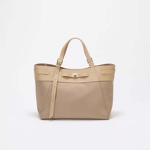 【トプカピ/TOPKAPI】の【TREASURE TOPKAPI】ナイロン レザーコンビ 2way トートバッグ A4対応 インテリア・キッズ・メンズ・レディースファッション・服の通販 founy(ファニー) https://founy.com/ ファッション Fashion レディースファッション Fashion for Women バッグ Bags おすすめ Recommended / Our Picks エレガント 上品 Elegant コンビ Combo, Combination Style ショルダー Shoulder, Shoulder Strap ポケット Pocket, Pocket Detail リバーシブル Reversible, Two-Sided ビジネス 仕事 通勤 Business / Work / Commuting |ID: prp329100004717875 ipo3291000000034090531