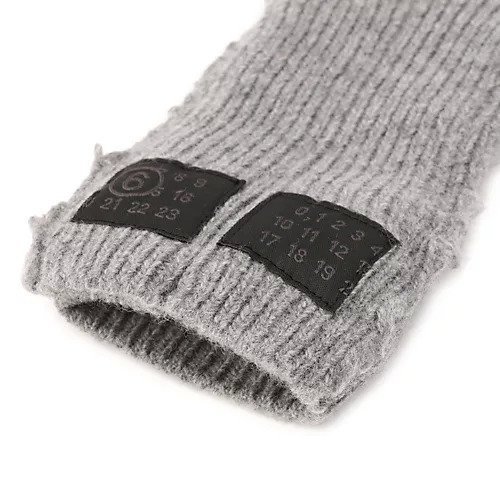 【エムエム6 メゾン マルタン マルジェラ/MM6 Maison Martin Margiela】のGLOVES 人気、トレンドファッション・服の通販 founy(ファニー) 　ファッション　Fashion　レディースファッション　Fashion for Women　手袋　Gloves & Mittens　2025年　2025　2025-2026秋冬・A/W　Autumn/Winter 2025–26 AW25–26　フィット　Fit, Slim Fit　ロング　Long, Long-Length　other-3|ID: prp329100004718175 ipo3291000000034092200