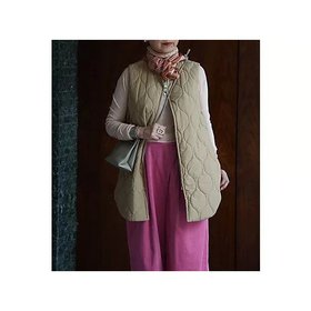 【ナナデコール/nanadecor】 KOキルティングベスト人気、トレンドファッション・服の通販 founy(ファニー) ファッション Fashion レディースファッション Fashion for Women アウター Coat / Outerwear Collection トップス・カットソー Cut & Sew Tops ベスト&ジレ / 重ね着スタイル Vests & Gilets キルティング Quilted, Quilting タイプライター Typewriter Fabric, Crisp Cotton ベスト Vest, Waistcoat リバーシブル Reversible, Two-Sided |ID:prp329100004719386