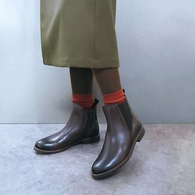 【エンチャンテッド/enchanted】の本革ソフトソールサイドゴアジップショートブーツ 人気、トレンドファッション・服の通販 founy(ファニー) ファッション Fashion レディースファッション Fashion for Women クラシック Classic, Timeless Style ジップ Zip, Zipper バランス Balance, Style Balance フェミニン Feminine, Girly 定番 Standard, Basic Item |ID:prp329100004721434