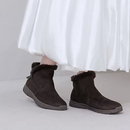 【エンチャンテッド/enchanted】の軽量サイドファスナーエコファーブーツ インテリア・キッズ・メンズ・レディースファッション・服の通販 founy(ファニー) 　ファッション　Fashion　レディースファッション　Fashion for Women　おすすめ　Recommended / Our Picks　シューズ　Shoes, Footwear　ショート　Short, Short Length　スニーカー　Sneakers, Trainers　冬　Winter / This Winter　軽量　Lightweight, Ultra Light　防寒　Cold Protection, Winter-Ready　ダークブラウンスエード|ID: prp329100004721548 ipo3291000000034122329