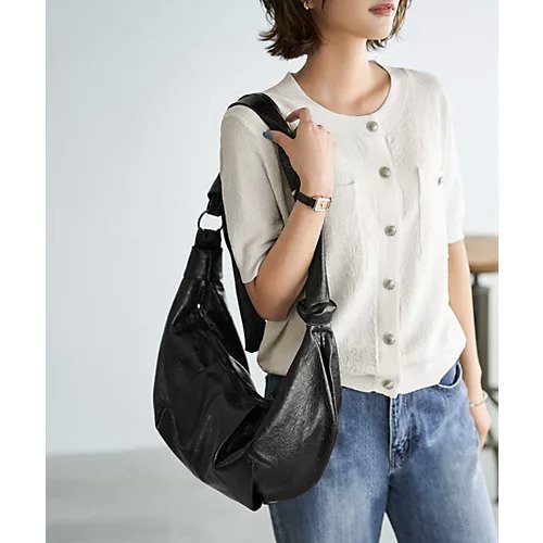 【スタイルデリ/STYLE DELI】のクロワッサンボディバッグB 人気、トレンドファッション・服の通販 founy(ファニー) 　ファッション　Fashion　レディースファッション　Fashion for Women　アクセサリー　Fashion Accessories　エナメル　Patent Leather　軽量　Lightweight, Ultra Light　シルバー　Silver, Metallic Silver　財布　Wallet, Purse　ダウン　Down, Puffer　定番　Standard, Basic Item　ポケット　Pocket, Pocket Detail　ラップ　Wrap, Wrap Design　冬　Winter / This Winter　A/W・秋冬　Autumn/Winter　エレガント 上品　Elegant　iPhone アイフォーン　iPhone　other-2|ID: prp329100004722676 ipo3291000000034133750